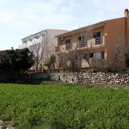 Apartments Nada Pag Town Exterior photo
